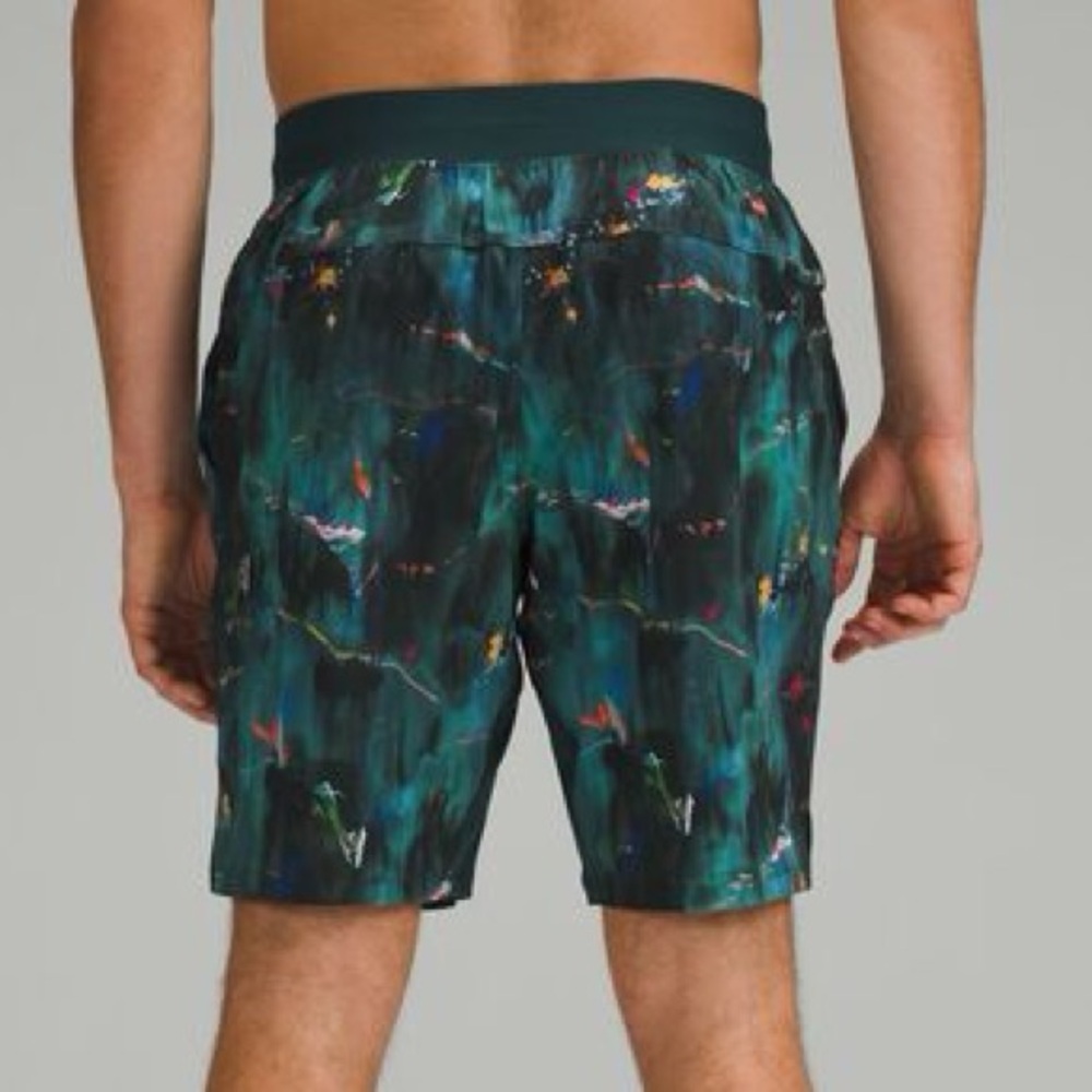 Lululemon T.H.E. 7” Short *Linerless Paint Spark Multi, Small, New - Picture 4 of 13